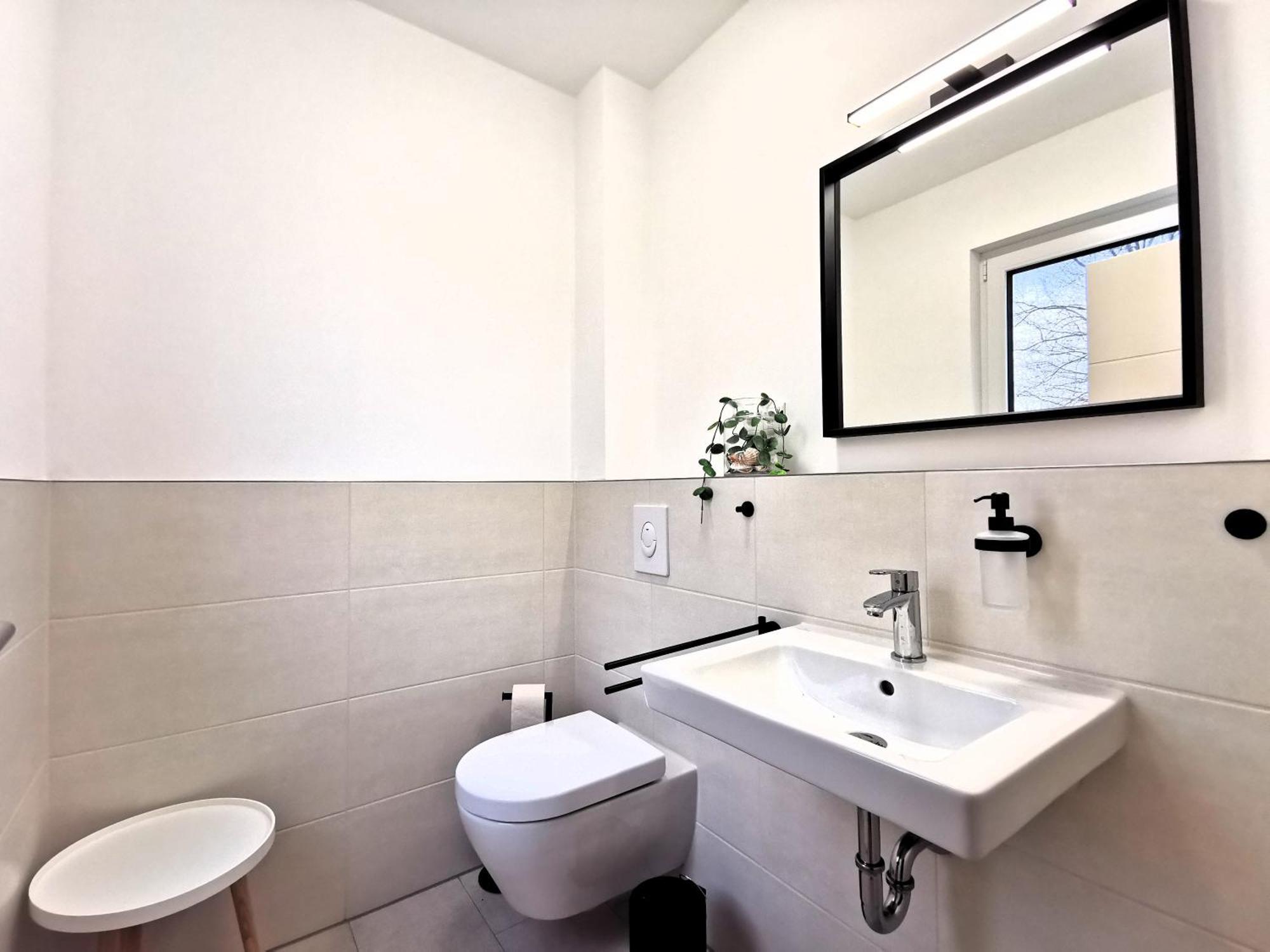 Bohnapartments Haus Zocheblick - 2 Kostenlose Parkplaetze - Sehr Ruhig - 4 Schlafzimmer - Neubau - Vollausstattung - Wlan Hoppegarten Buitenkant foto