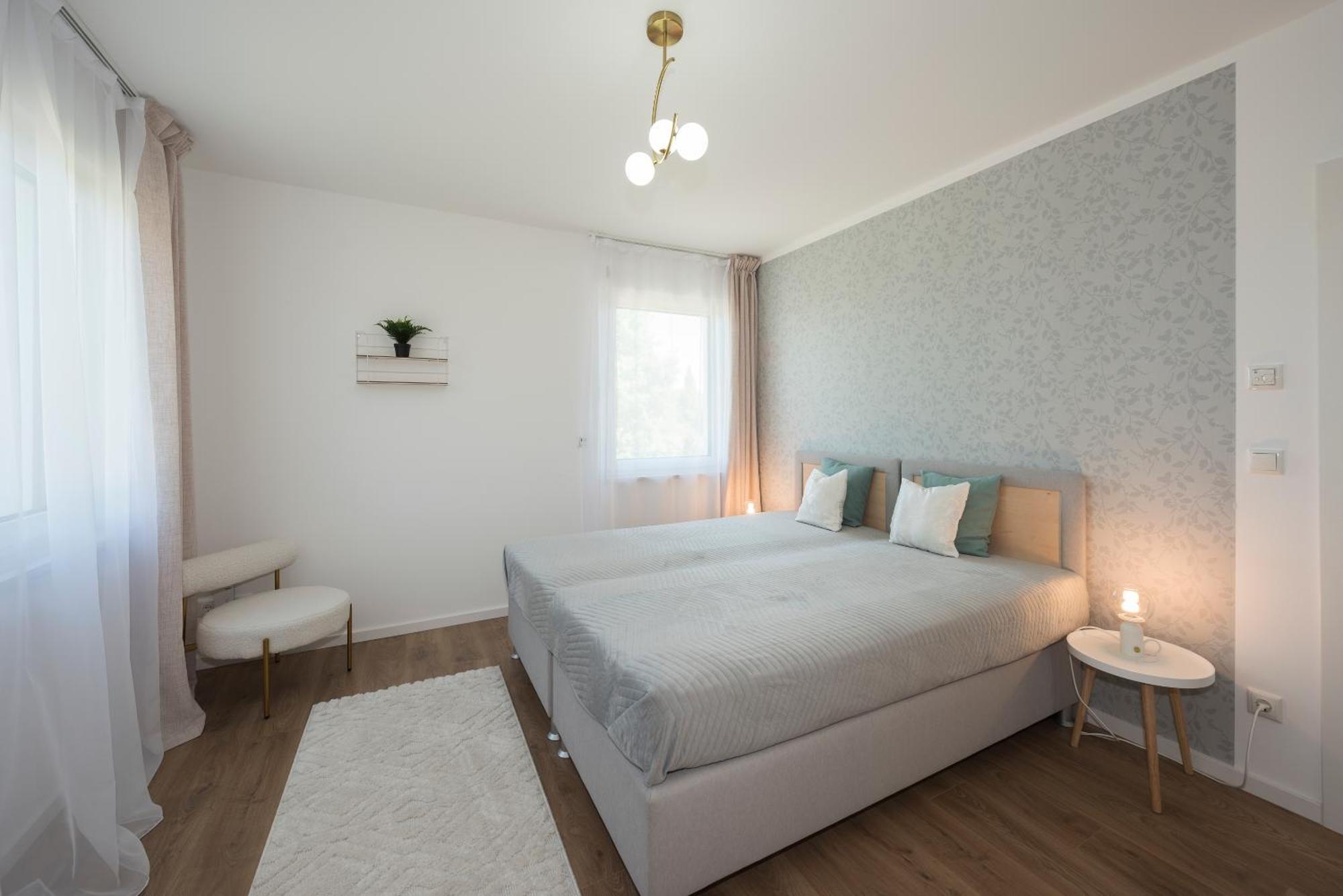 Bohnapartments Haus Zocheblick - 2 Kostenlose Parkplaetze - Sehr Ruhig - 4 Schlafzimmer - Neubau - Vollausstattung - Wlan Hoppegarten Buitenkant foto